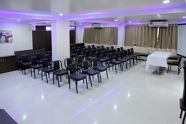 Hotel Yash Executive